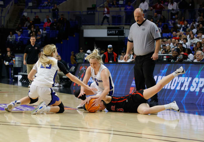 AAA Finals BB Mammoth Spring vs Norfolk__00033